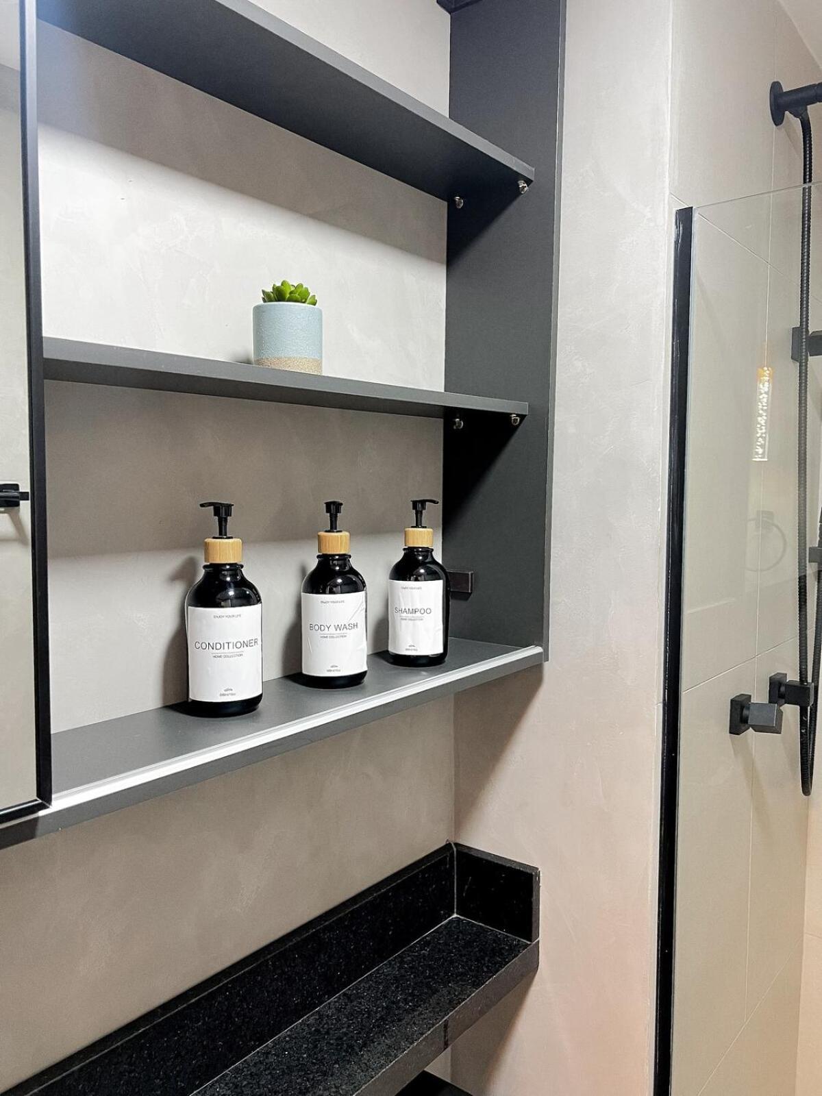 Apartamento Moderno E Sofisticado 230m Do Metro *